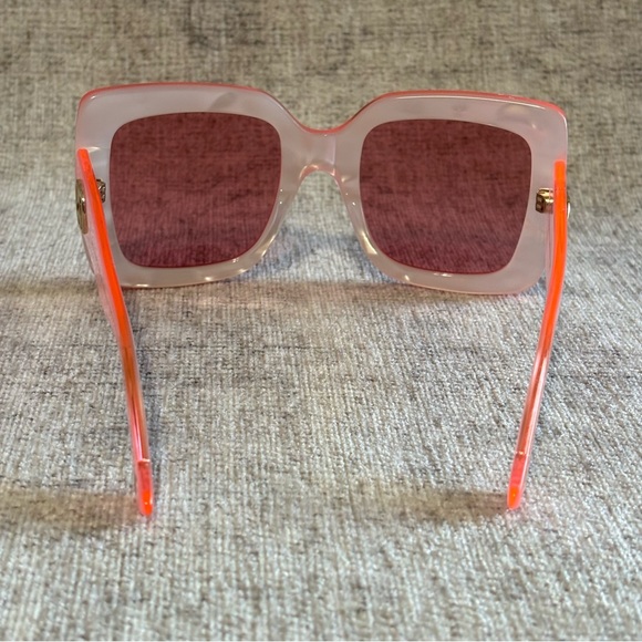 Gucci Women's Sunglasses in Pink and White - Picture 5 of 12